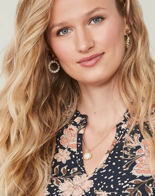 Opaline Halo Necklace 18"