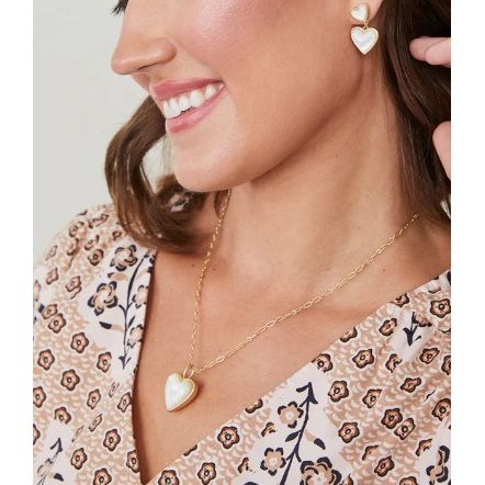 Full Heart Necklace 18" Mother-of-Pearl