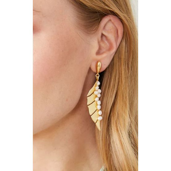 Banana Leaf Pearl Earrings Pearl