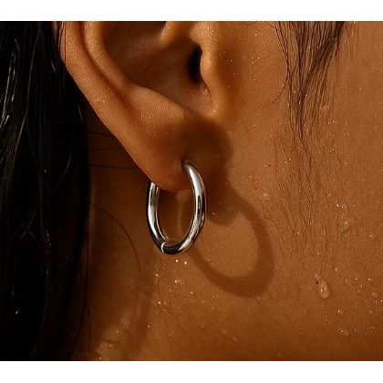 Erin Mini Hoop Earring