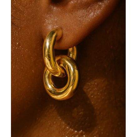Solana Interlocking Hoop Earring