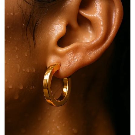 Ivonne Medium Hoop Earring