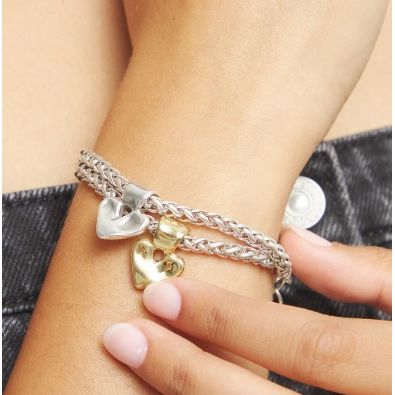 Chain bracelet with small heart detail