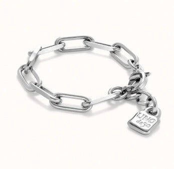 Paper clip link bracelet with padlock