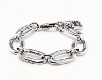 Oval link chain bracelet