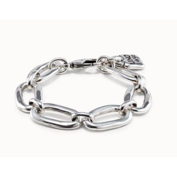 Oval link chain bracelet