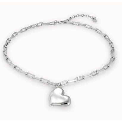 Link chain necklace with heart