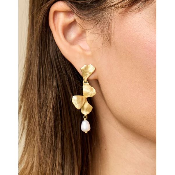 Ginko Leaf Dangle Earrings Pearl