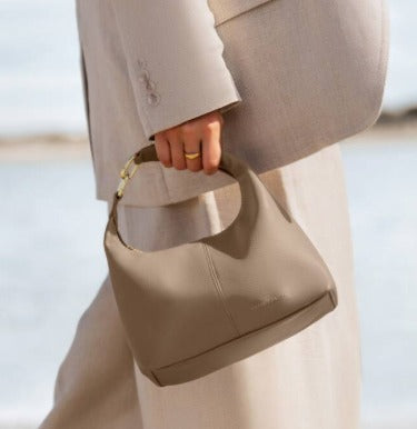 MOCHA MEELA MULTIWAY BAG