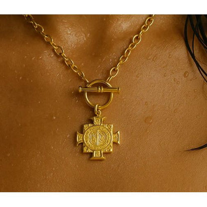 Zayn Toggle Chain Cross Necklace