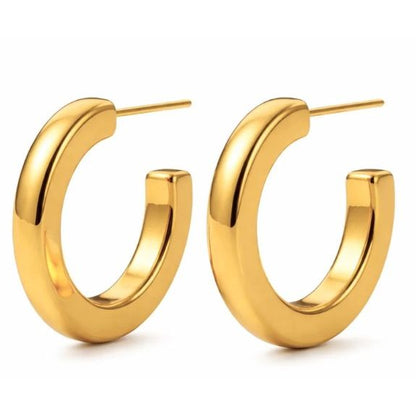 Ivonne Medium Hoop Earring 