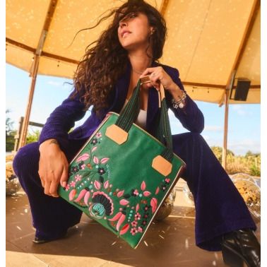 Riley Classic Tote