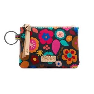 Pouch, Amelie
