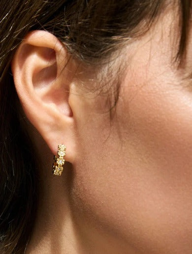Floret Hoop Earrings 15mm
