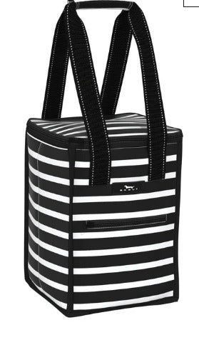 Fleetwood Black Pleasure Chest Soft Cooler Medium