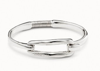 Bangle bracelet with buckle