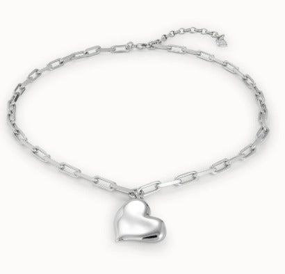 Link chain necklace with heart