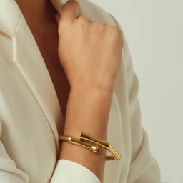 Gold plated bracelet.